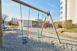 Familienzentrum - Aussenbereich / Spielplatz